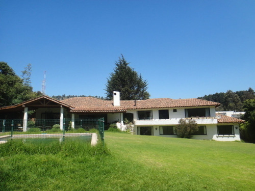 Gran Casa Tipo Campo En Los Almendros De Reñaca