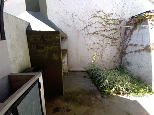 Duplex Al Frente! 3 Amb. + Entrepiso! Gas Natural! 4 N° 6694 Uf 4 -