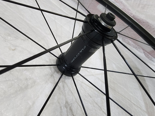 Roda Aro Speed Fulcrum Dianteiro 700 18 Raios Parede Dupla