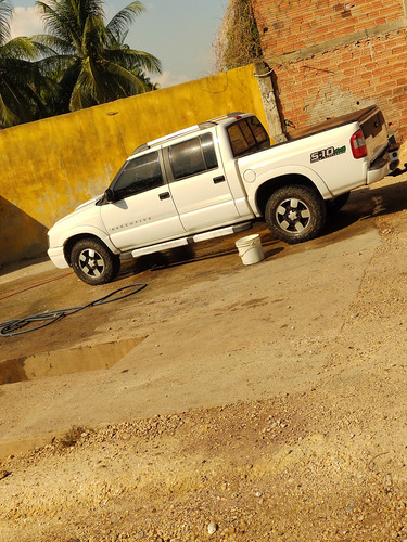 Chevrolet S10 2.8 Executive Cab. Dupla 4x4 4p