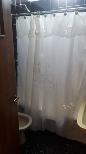 Imagen 6 de 14 de Casa Americana A La Venta En Ituzaingo Norte.