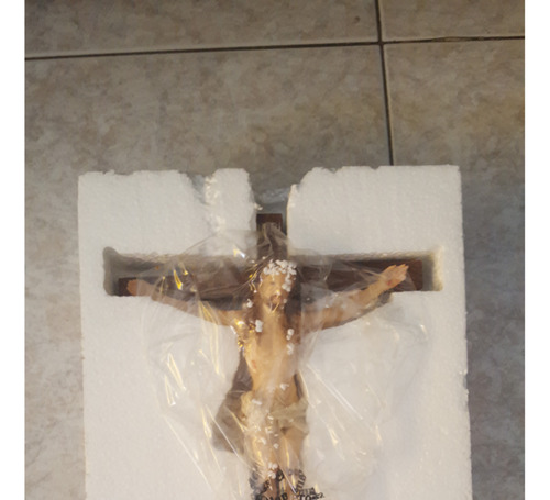 Cristo Crucificado Barroco Poliresina 40 Cms