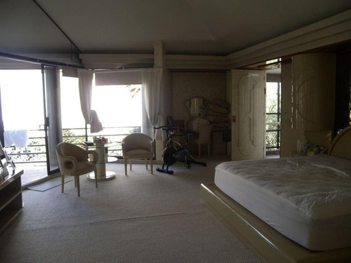 Imagen 10 de 18 de Casa En Venta En Bosques De Las Lomas, Calle Bosque De Sauce