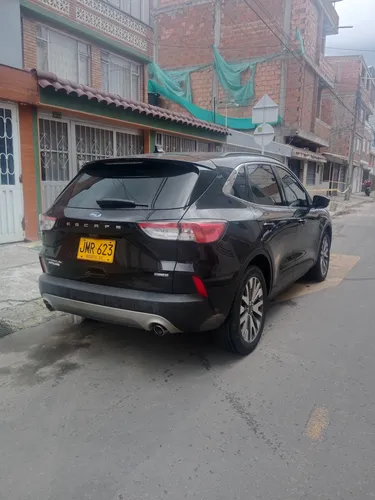 Ford Escape TitaniumHev2.5At2020