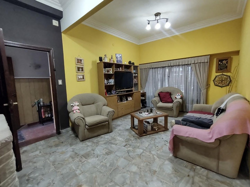 Imagen 3 de 15 de Casa En Venta 4 Dormitorios Parque Pileta Garage Permuta