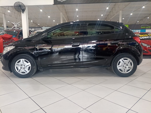 Imagem 3 de 10 de Onix Joy 2018 - Baixo Km