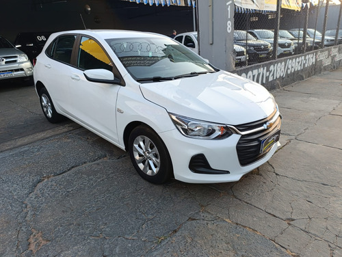 Chevrolet Onix plus 1.0 Lt 2 4P