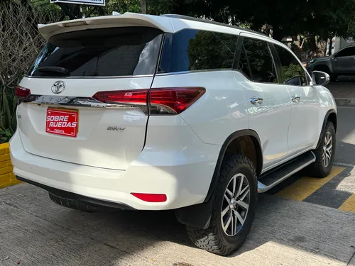 Toyota Fortuner 2.8l