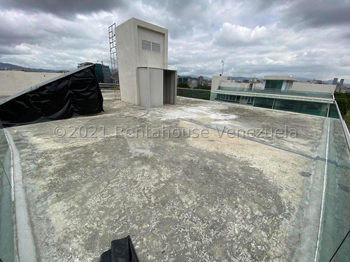Pent-house En Venta Urb. Campo Alegre, Caracas. 24-26693 Yf