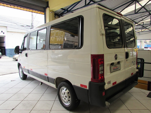 Fiat Ducato 2014 Usada Branca Passageiro
