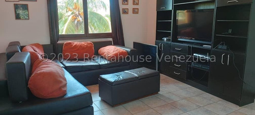 Venta De Hermoso Inmueble En Casa Campo, Pampatar Isla De Margarita.