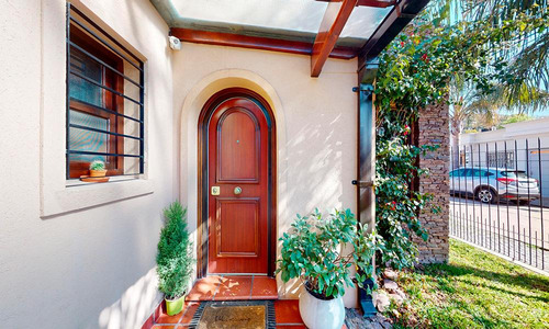 Hermosa Casa En Venta Sobre Calle Picasso, Ciudad Jardin