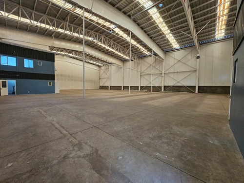 Bodega En Arriendo Con 464 M2, Colina, Rm