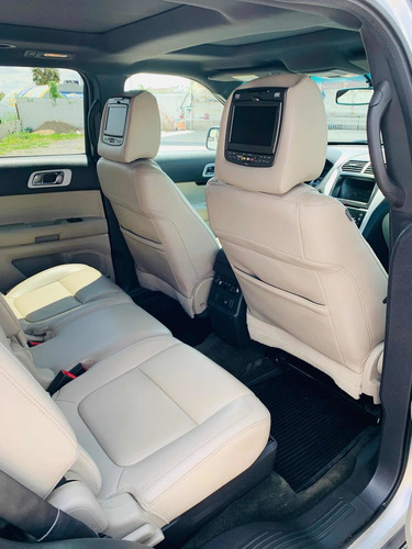 Imagen 10 de 15 de Ford Explorer 2014 4.0 Xlt V6 3er Asiento Sync 4x2 Mt