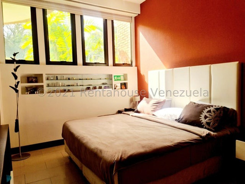 Se Vende Apartamento En Altamira Mls #24-25211