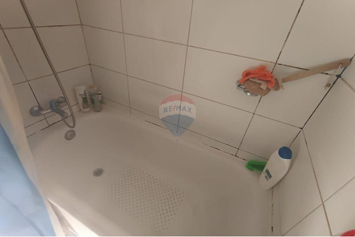 Venta Dpto. Acogedor, En San Isidro.