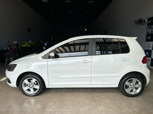 Volkswagen Fox 1.6 Comfortline Total Flex I-motion 5p