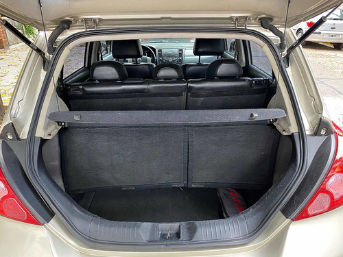 Nissan Tiida 1.8 Tekna 2009