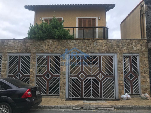 Imagem 1 de 30 de Sobrado Com 4 Dormitórios À Venda, 300 M² Por R$ 890.000,00 - Jardim Silveira - Barueri/sp - So0207