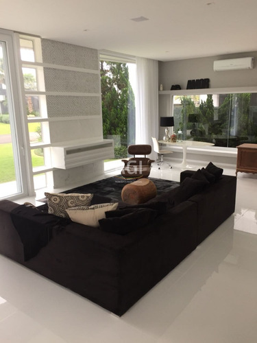 Casa Em Xangri-la Com 5 Dormitórios - Pj5137