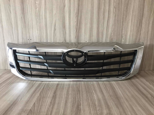 Parrilla De Hilux 2011-2015 Nueva Taiwanés Toyota