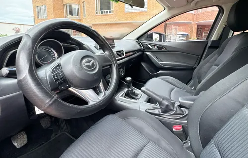 Mazda 3 2.0 Prime