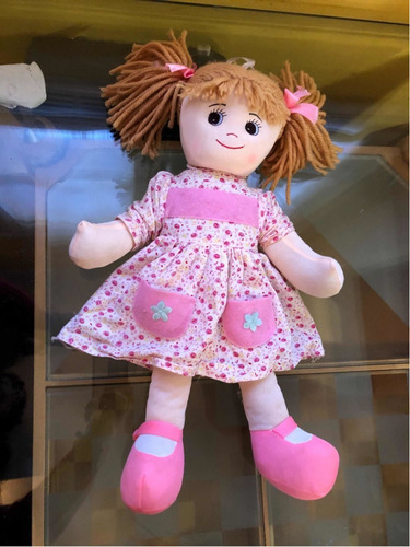 Muñeca De Peluche Con Colitas Vestido  50cmx27cmx9cm