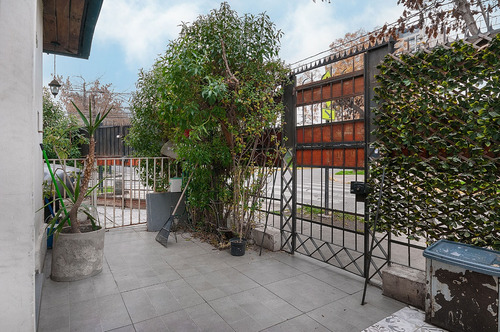 Casa Amplia Y Remodelada-sector Pedro Valdivia-plaza Zañartu