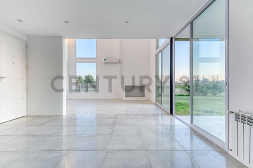 Imagen 2 de 30 de Casa En Venta 5 Ambientes En Barrio El Canton, Norte-
