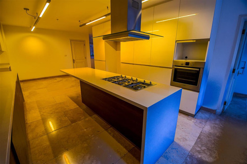 Departamento En Venta De 3 Dorm. En Las Condes