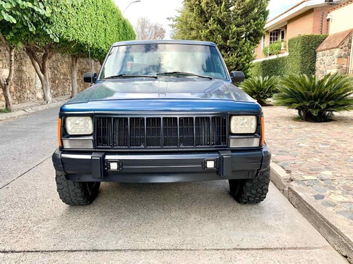 Imagen 6 de 15 de Jeep Comanche Comanche Sport 4x2