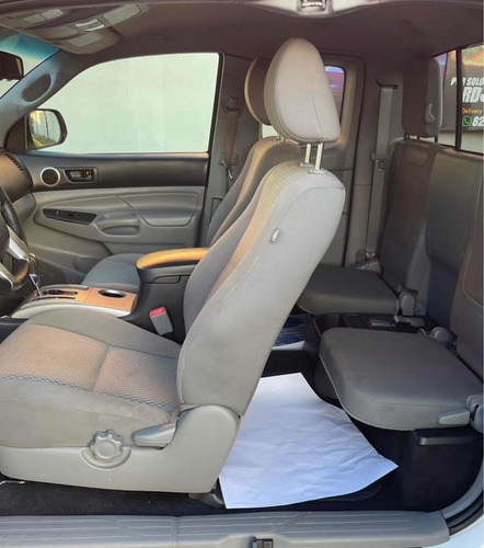 Imagen 10 de 15 de Toyota Tacoma 4x4