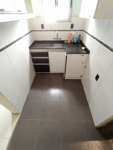 Imagen 3 de 12 de Se Vende Apartamento Planta Baja De 2 Dormitorios Con Patio En Muy Buena Ubicación !