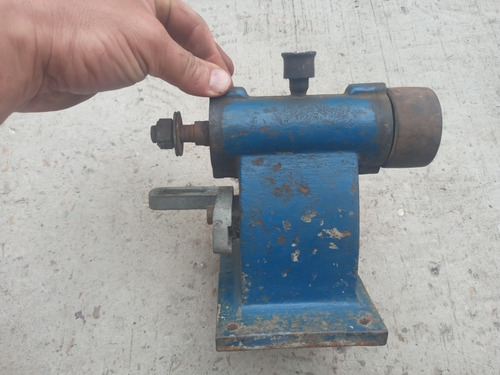 Antiguo Tornito Muñeco Industrial Con Lubricacion Maquina (Usado)