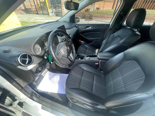 Imagen 8 de 8 de Mercedes-benz Clase B 2013 1.6 B200 Sport At 156cv W246