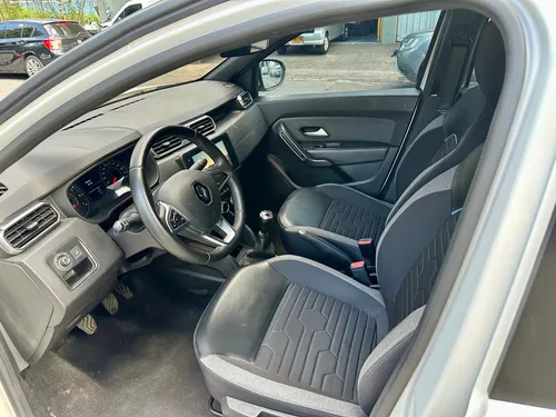 Renault Duster 1.3 T Iconic 4X4