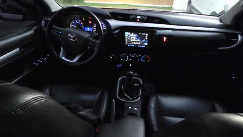 Toyota Hilux 2.4l