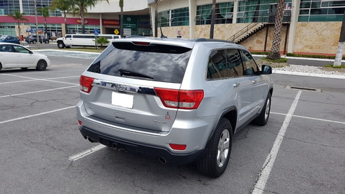 Imagen 3 de 11 de Grand Cherokee 2011 5.7 Limited Premium V8 4x4