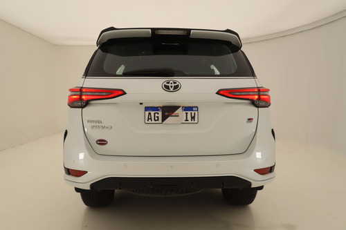 Toyota SW4 2.8 Tdi Gr-s 4x4 7as 6at