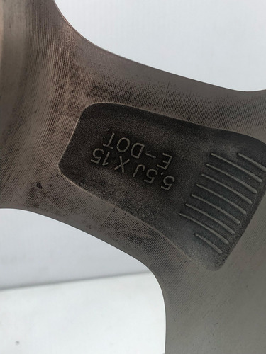 Rin 15 Original Dodge Attitude 2006, 2007, 2008, 2009. 2010 Powder Coating Silver (Usado)