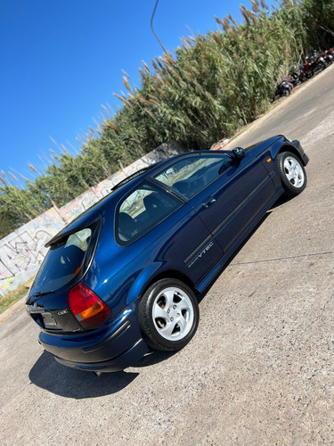 Honda Civic 1.6 Coupe Ex Vti