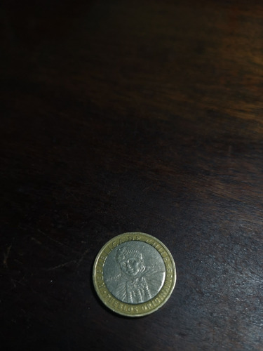 Moneda De 100 Pesos Chilenos Con Falla De Acuñación Del 2006