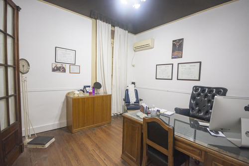 Excelente Casa /lote En Venta Sobre La Av. Juan Bautista Alberdi 1960 Flores