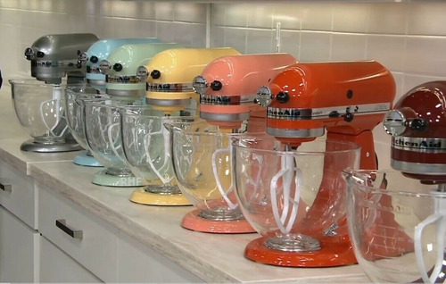 Imagen 1 de 1 de Kitchenaid 5-qt Artisan 325w Tilt-head Stand Mixer W/ Glass