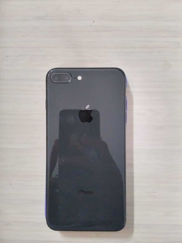 iPhone 8 Plus 64gb Negro