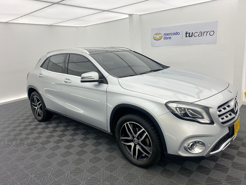 Imagen 11 de 25 de Mercedez Benz Clase Gla 200 Urban 1.6