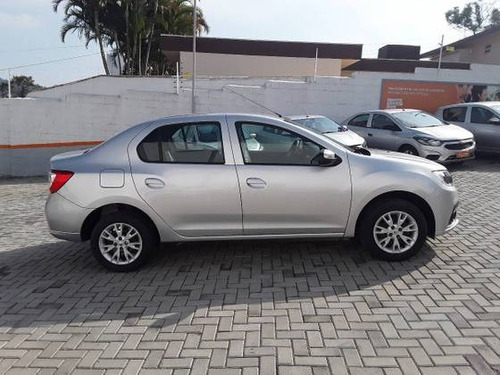 Imagem 9 de 9 de Renault Logan 1.0 12v Sce Flex Zen Manual