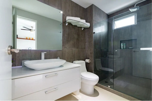 Imagen 24 de 30 de Departamento En Venta En Playa Del Carmen