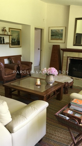 Casa De 3 Dormitorios En San Rafael, Punta Del Este- Ref: 1754
