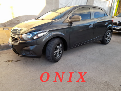 Chevrolet Onix 1.4 Lt 98cv